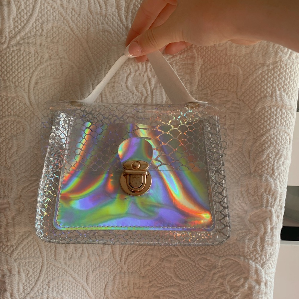 Super cute mini clear purse🤍
